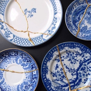 Servies. Bron: http://www.housejunkie.co.uk/kintsugi-kit-839-p.asp